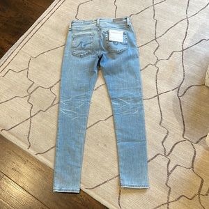 Light wash Farrah skinny ankle